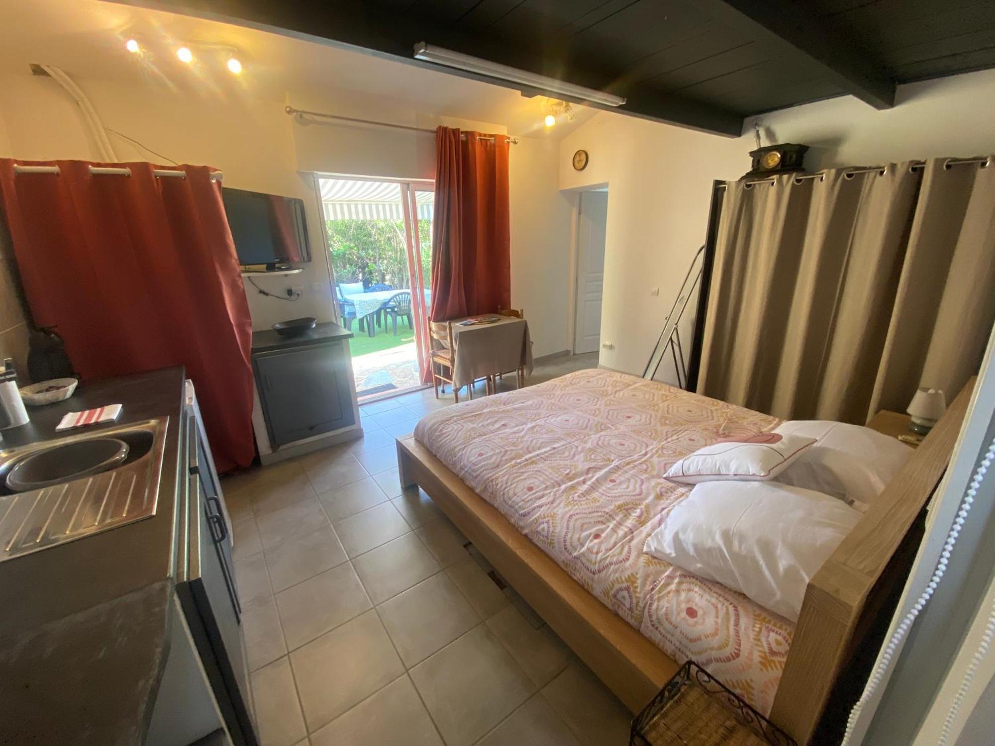 Proche Ajaccio Maisonnette Independante 4 Personnes Au Calme Алата Экстерьер фото