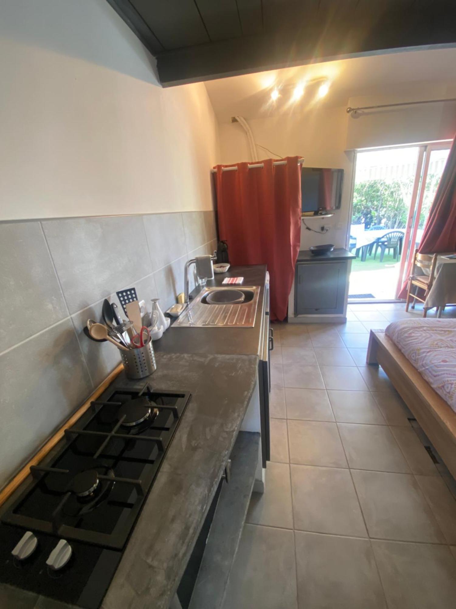 Proche Ajaccio Maisonnette Independante 4 Personnes Au Calme Алата Экстерьер фото